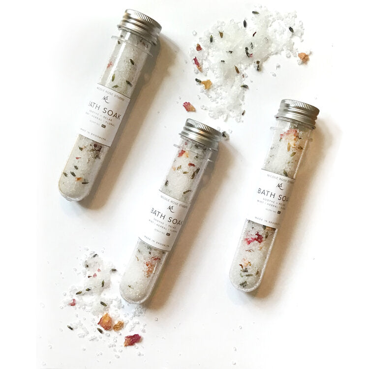 Pausora — Soothe Bath Soak Shooter